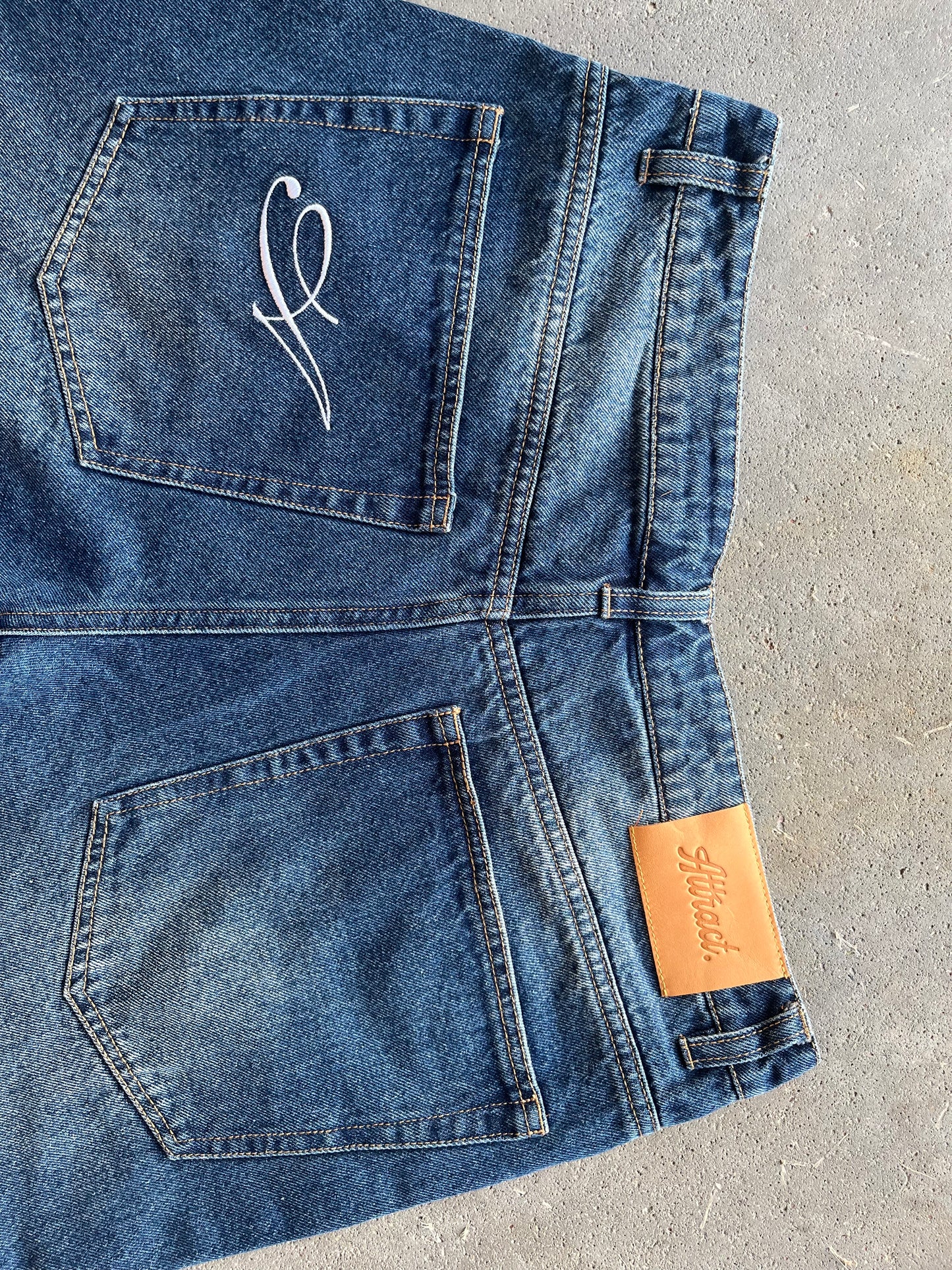 Jorts Attract
