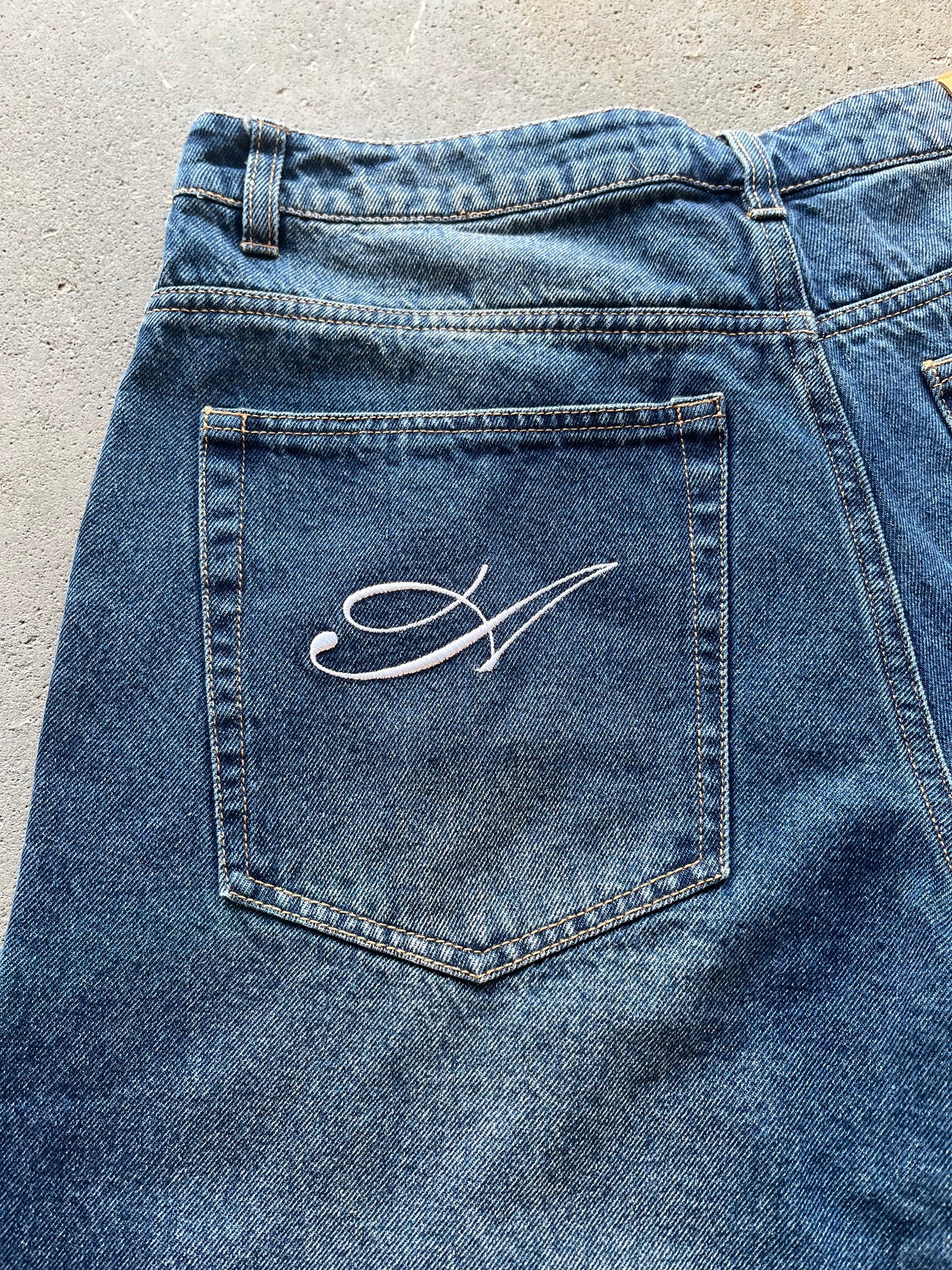 Jorts Attract